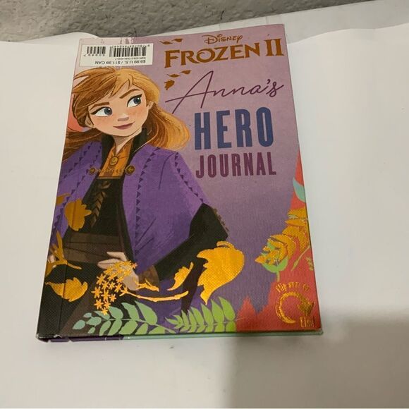NEW Disney Frozen 2: Journey of Sisters: Elsa and Anna's Hero Journal - Picture 3 of 4